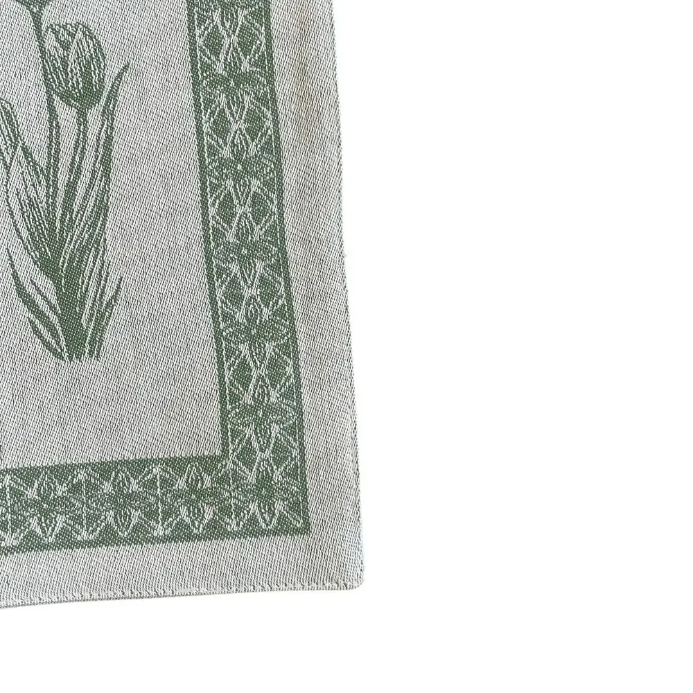 NEW Shabby Chic Bunny Rabbit Cotton Placemats 13x19 Green White Spring Easter